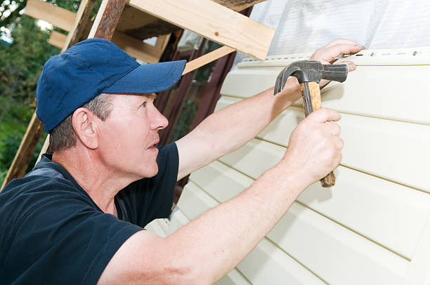 Best Retail Junk Removal  in Oak Bluffs, MA